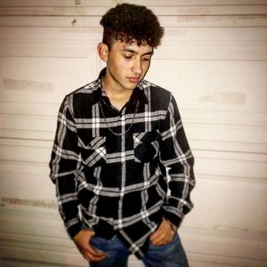 Meet your Posher, Jonathan